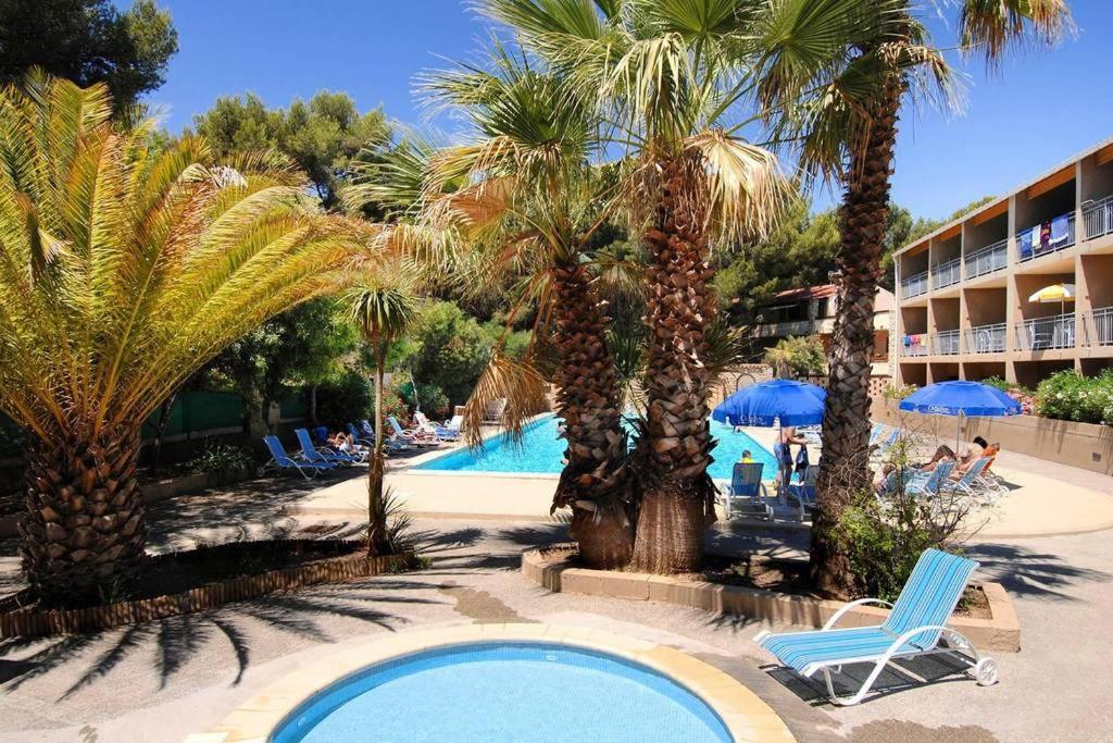 Sanary Sur Mer Appartement 30M2 T2 Avec Terrasse Piscine 10Min A Pied De La Plage エクステリア 写真